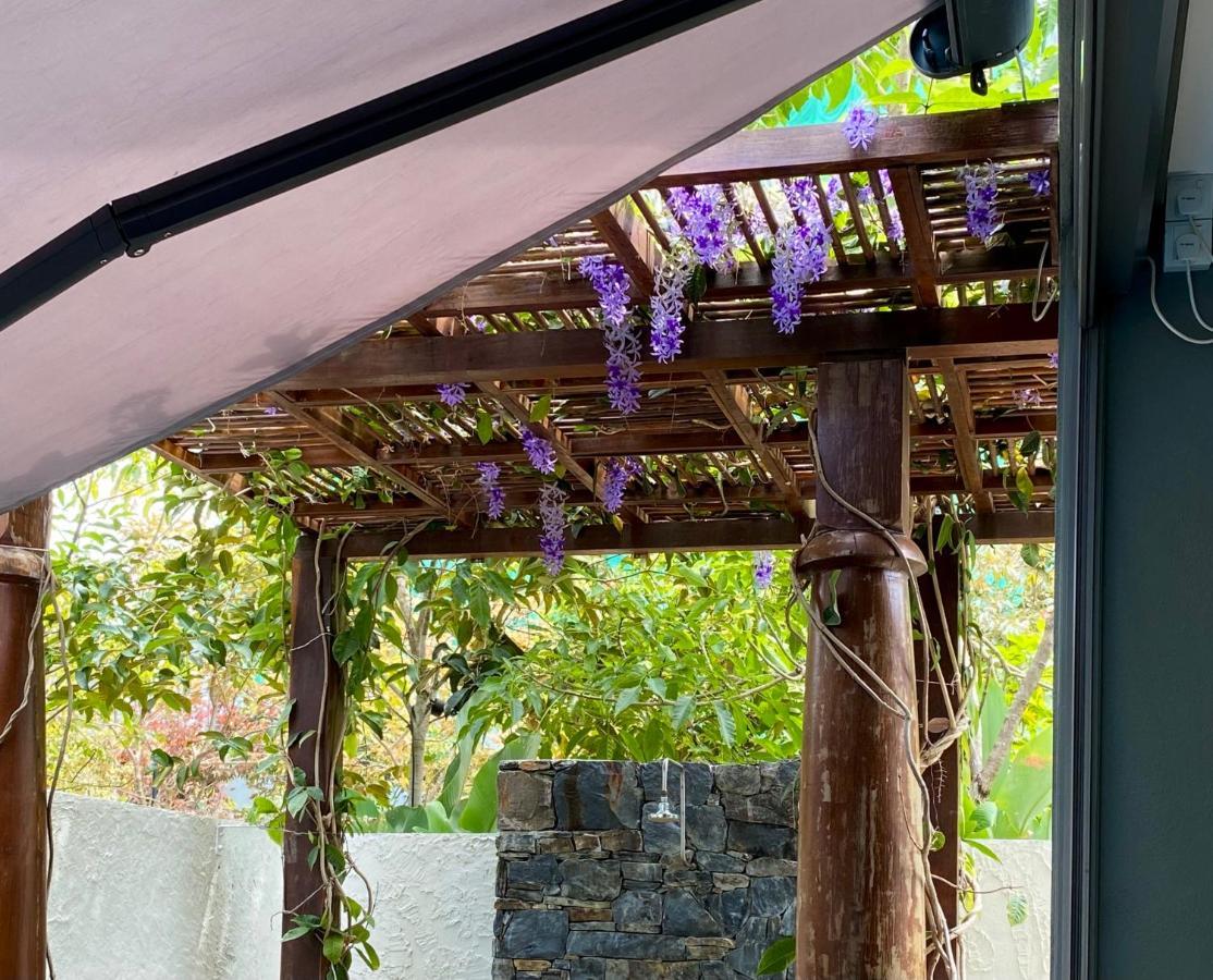 Ikiru 18 Private Saltwater Pool Villa, 3 Ensuite Br, Outdoor Bbq, 5 Mins To Beach Pantai Cenang  Exteriér fotografie