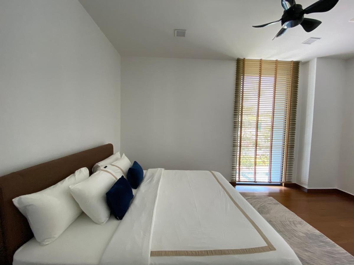 Ikiru 18 Private Saltwater Pool Villa, 3 Ensuite Br, Outdoor Bbq, 5 Mins To Beach Pantai Cenang  Exteriér fotografie